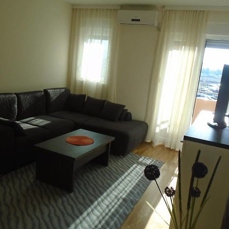 Fantastic Brand New Apartment Podgoriţa Exterior foto